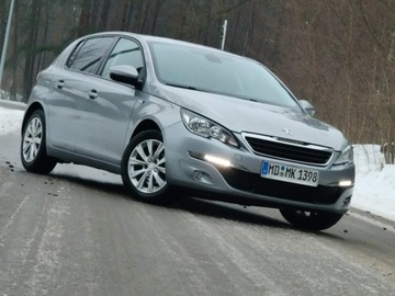 Peugeot 308 II Hatchback 5d 1.2 PureTech 130KM 2017 Peugeot 308 T9 1.2 Benzyna 131KM, zdjęcie 8