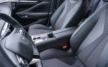  DS Automobiles DS 4 Crossback Trocadero 1,2 PureTech 130 KM 1.2 Benzyna, zdjęcie 12