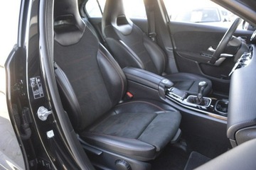 Mercedes Klasa A W177/V177 Hatchback 1.3 180 136KM 2019 Mercedes A 180 1.3 AMG full led nawi kamera Androi, zdjęcie 18