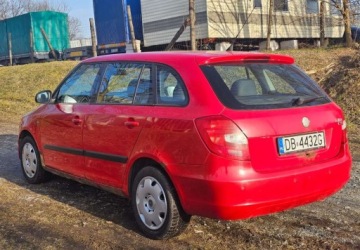 Skoda Fabia II Kombi 1.9 TDI 105KM 2008 Skoda Fabia Skoda Fabia 1.9 TDI Comfort 1.9 Diesel 105KM, zdjęcie 3