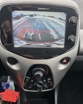 Toyota Aygo II Hatchback 5d 1.0 VVT-i 69KM 2016 Toyota Aygo Benzyna 69KM, zdjęcie 22