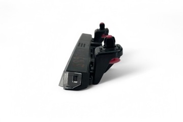 PŘÍDAVNÁ SVĚTLO STOP TOYOTA AURIS (_E18_) 12584 2014