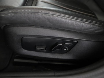 BMW Seria 5 G30-G31 2020 BMW 520 FV23% M Sport automat xDrive mHEV skóra, zdjęcie 38