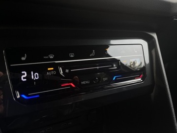 Volkswagen Tiguan II SUV Facelifting 2.0 TDI 200KM 2022 Volkswagen Tiguan 2.0TDI 200KM R-Line 4MOTION DSG(, zdjęcie 34