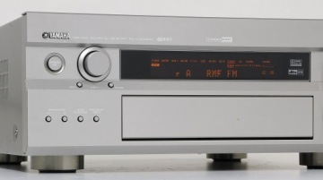 YAMAHA RX-V1300RDS ОТЛИЧНАЯ 6.1-УСИЛИТЕЛЬ ТОП-МОДЕЛЬ