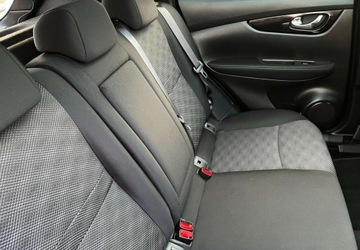 Nissan Qashqai II Crossover 1.6 dCi 130KM 2016 Nissan Qashqai nawigacja, kamera, panorama 1.6 Diesel 131KM, zdjęcie 32