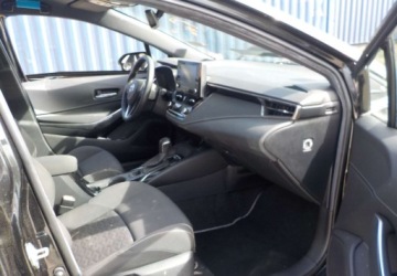 Toyota Corolla XII Hatchback 1.8 Hybrid 122KM 2020 Toyota Corolla Okazja 1.8 Hybryda 122KM, zdjęcie 13