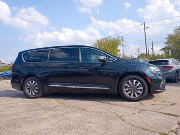 Chrysler Pacifica II 3.6 V6 Hybrid 264KM 2022 pacifica Limited Plug-In Hybrid, Automat, Niski przebieg ,2 X klucz, zdjęcie 37