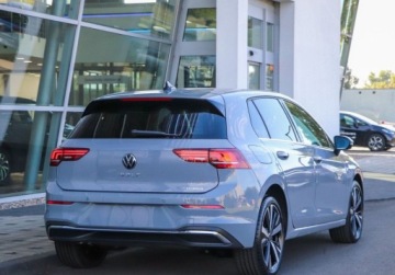 Volkswagen Golf VIII Hatchback Facelifting 1.5 eTSI mHEV 150KM 2025 Volkswagen Golf Climatronic, LED Plus, pakiet zimowy, dostepny od reki, zdjęcie 4