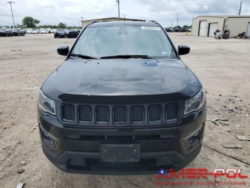 Jeep Compass II 2021 Jeep Compass LATITUDE_2021r_po gradzie 2.4 Benzyna 180KM, zdjęcie 4