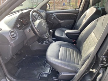 Dacia Duster I 2015 Dacia Duster KLIMATYZACJA NAWIGACJA SKORY PARKTRONIC TEMPOMAT GRZANE FOTEL, zdjęcie 4