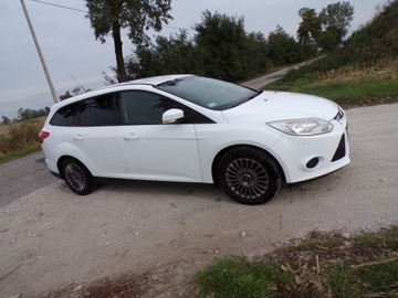 Ford Focus III Kombi 1.6 Duratorq TDCi DPF 95KM 2011 FORD FOCUS 1.6 TDCI ZAREJESTROWANY ZAMIANA, zdjęcie 2