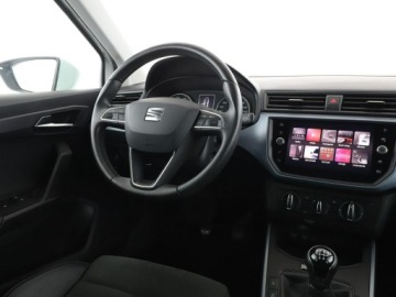 Seat Arona Crossover 1.0 EcoTSI 95KM 2019 Seat Arona 1.0 TSI Urban Klimatyzacja Tempomat, zdjęcie 15