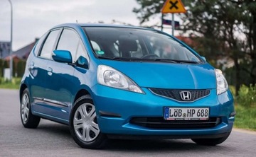 Honda Jazz III 1.4 i-VTEC 100KM 2008 Honda Jazz Honda Jazz 1.4 Executive 1.3 Benzyna 100KM