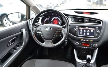 Kia Ceed II Hatchback 5d Facelifting 1.6 GDI 135KM 2018 Kia Ceed 1.6 - BEZWYPADKOWY - Bogata wersja - tuv 2027 - Super Stan 1.6, zdjęcie 5