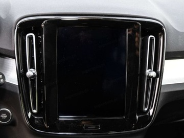 Volvo XC40 2025 VOLVO XC40 B4 Plus Dark Suv 2.0 (211KM) 2025, zdjęcie 11