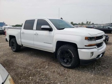 Chevrolet Silverado II 2018 Chevrolet Silverado K1500, 2018r., 4x4, 5.3L, zdjęcie 1