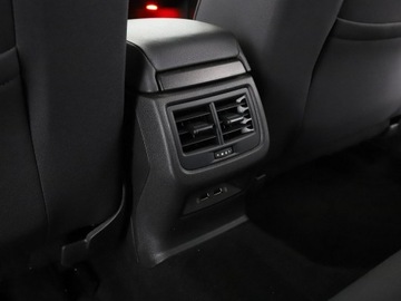 Seat Leon III SC Facelifting 2.0 TDI 184KM 2018 Seat Leon 2.0 TDI Automat FR Nawigacja Tempomat, zdjęcie 39