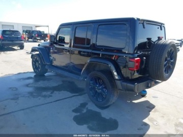 Jeep Wrangler IV 2022 Jeep Wrangler UNLIMITED SAHARA 4X4, 2022r., 4x4, 2.0L 2.0 Hybryda Plug-in, zdjęcie 2