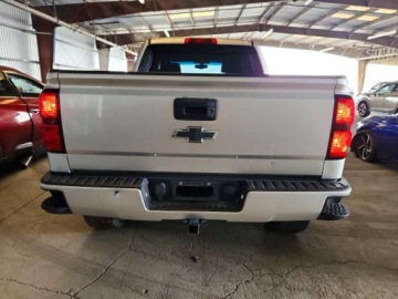 Chevrolet Silverado II 2017 Chevrolet Silverado K1500 Lt 2017 5.3 Benzyna 355KM, zdjęcie 2
