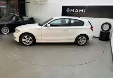 BMW Seria 1 E81/E87 Hatchback 5d E87 1.6 116i 122KM 2008 BMW Seria 1 Klima Alu Benzyna Zamiana Gwarancja Raty 1.6 Benzyna 122KM, zdjęcie 4