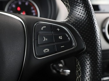 Mercedes Klasa B W246 Sports Tourer 180 BlueEFFICIENCY 122KM 2015 Mercedes B 180 navi klima grzane fotele czujniki, zdjęcie 27