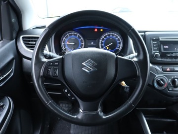 Suzuki Baleno III 1.2 DualJet 90KM 2018 Suzuki Baleno 1.2 DualJet, Salon Polska, zdjęcie 16