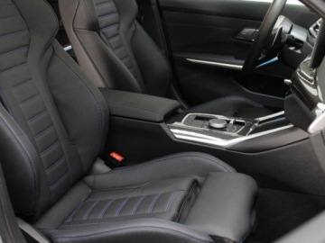 BMW Seria 3 G20-G21 Touring M Facelifting 3.0 M340d 340KM 2025 BMW Seria 3 Touring M340d xDrive Combi 3.0 (340KM) 2025, zdjęcie 4