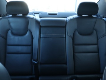 Volvo S60 II Sedan Facelifting 2.0 T4 DRIVE-E 190KM 2019 Volvo S60 T4, Salon Polska, Automat, VAT 23%, zdjęcie 9