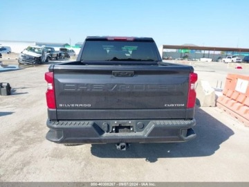 Chevrolet Silverado II 2023 Chevrolet Silverado 2023r., 1500 Custom, od ubezpieczalni 2.7 Benzyna 310KM, zdjęcie 4