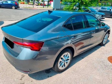 Skoda Octavia IV Liftback 1.5 TSI EVO 150KM 2026 SKODA Octavia Drive Essence 1.5 TSI mHEV DSG Sedan 150KM 2026, zdjęcie 2