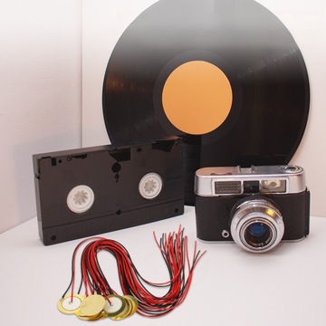 WZMACNIACZE PIEZOELEKTRYCZNE PŁYTY PRZETWORNIKI GITAROWE PRZETWORNIKI BRZĘCZYKOWE MEMBRANY PRZETWORNIKI