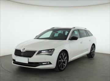 Skoda Superb III Kombi 2.0 TDI 150KM 2015 Skoda Superb 2.0 TDI, Automat, Skóra, Navi, Xenon, zdjęcie 1