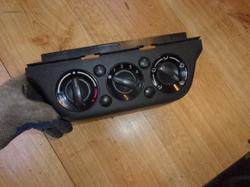 SUZUKI SWIFT MK6 PANEL ŘÍZENÍ VENTILACE