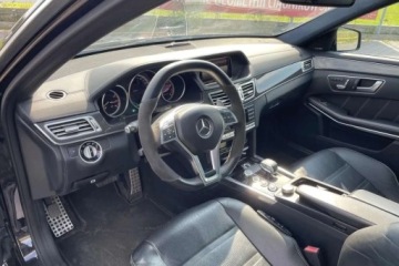 Mercedes Klasa E W212 Limuzyna Facelifting AMG 63 AMG S 585KM 2014 Mercedes-Benz Klasa E 2014 Mercedes E63S 4Matic - zarejestrowany, gotowy d, zdjęcie 15