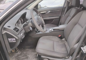 Mercedes Klasa C W204 Limuzyna 1.8 180 K 156KM 2008 Mercedes-Benz Klasa C 11.2008. 1.8 Benzyna. Uszkodzony przod. Jezdzi. 1.8, zdjęcie 6