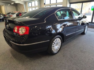 Volkswagen Passat B7 Limousine 2.0 TDI CR DPF BlueMotion 140KM 2010 Volkswagen Passat 2.0 TDI 140 KM, Automat, Serwis, zdjęcie 3