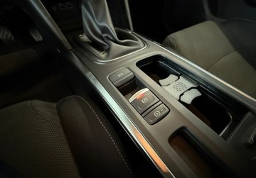 Renault Megane IV GrandCoupe Facelifting 1.3 TCe 140KM 2025 Renault Megane GrandCoupe kolor Bialy 2025 OD REKI 1.3 Benzyna, zdjęcie 28