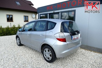 Honda Jazz III 1.2 i-VTEC 90KM 2008 Honda Jazz Zadbana Bez korozji, zdjęcie 4