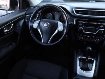 Nissan Qashqai II Crossover 1.2 DIG-T 115KM 2016 Nissan Qashqai 1.2 DIG-T, Salon Polska, Automat, zdjęcie 6