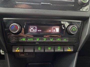 Skoda Rapid II Liftback Facelifting 1.0 TSI 110KM 2018 Skoda RAPID 1.0 TSI 110KM StyleBi-XenonCzujnikiGrzane FoteleSalon PL, zdjęcie 18