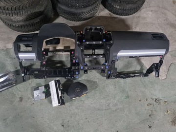 Kokpit konsola deska rozdzielcza poduszki sensor airbag Opel Zafira B