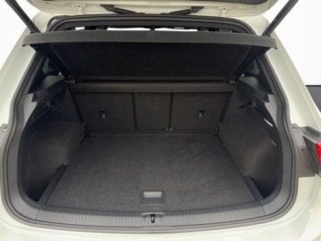 Volkswagen Tiguan II SUV Facelifting 2.0 TDI 200KM 2022 Volkswagen Tiguan 2.0 TDI SCR 4Mot R-Line DSG, Serwis ASO, Gwarancja, FV23, zdjęcie 36