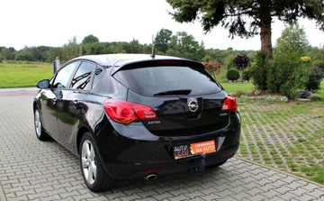 Opel Astra J Hatchback 5d 1.4 Turbo ECOTEC 140KM 2012 Opel Astra 1.4i Klimatyzacja Alufelgi Hak Gwarancja 1 rok 1.4 140KM, zdjęcie 6