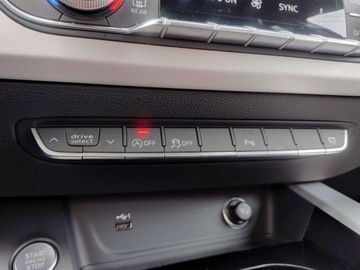 Audi A4 B9 Avant Facelifting 2.0 35 TFSI 150KM 2023 Audi A4 Avant Avant, S line, 35 TFSI, 150 KM, S tronic, bogate wyposazenie, zdjęcie 31