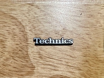 Naklejka Technics LOGO SREBRNE wypukłe 30 x 5mm