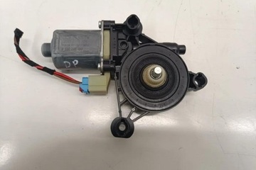 MOTOREK OKNO PŘEDNÍCH LEVÝCH DVEŘE VW 5Q0959802B 2.0L DIESEL 2014