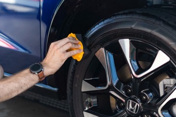 GOOD STUFF Коврик для протирки шин 5л Средство для покраски шин затемняет и консервирует