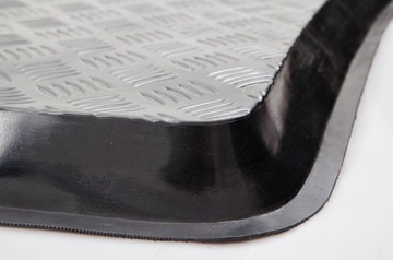 Резиновые автомобильные коврики + коврик для багажника - Практический набор впадов