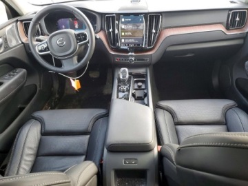 Volvo XC60 II 2024 Volvo XC 60 Ultimate 2024 2.0 Hybryda 247KM, zdjęcie 8